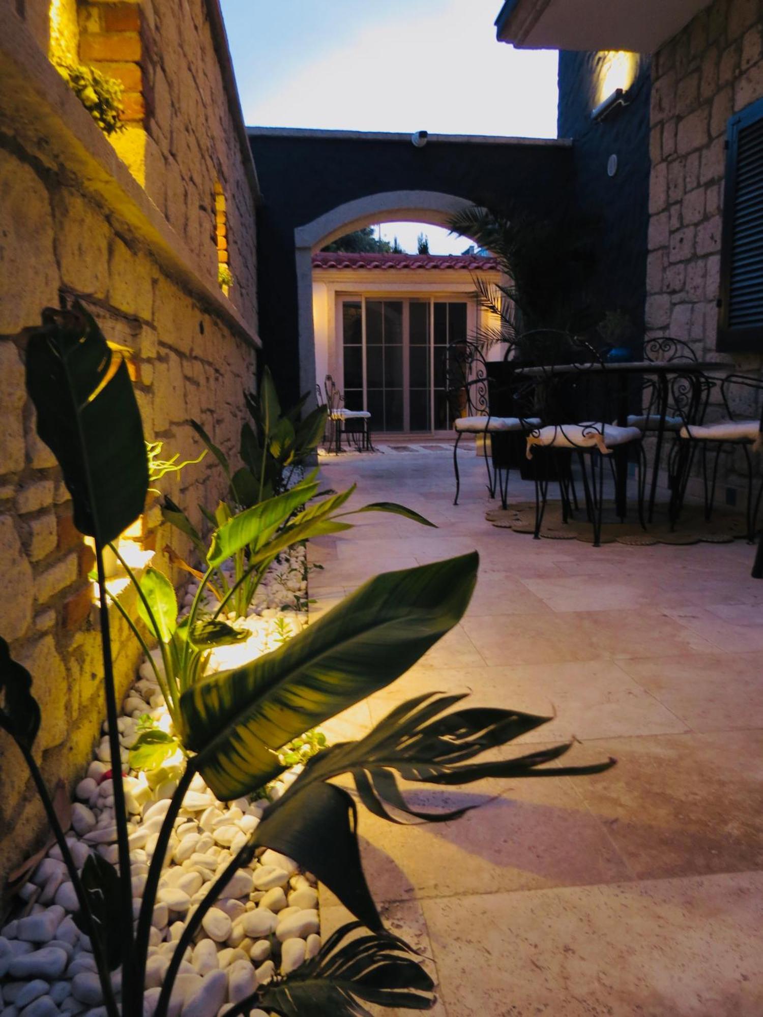 Fedora Otel Алакати Екстериор снимка